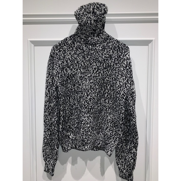 🔥Best Value🔥 SAINT LAURENT Turtleneck Sweater - Picture 7 of 11